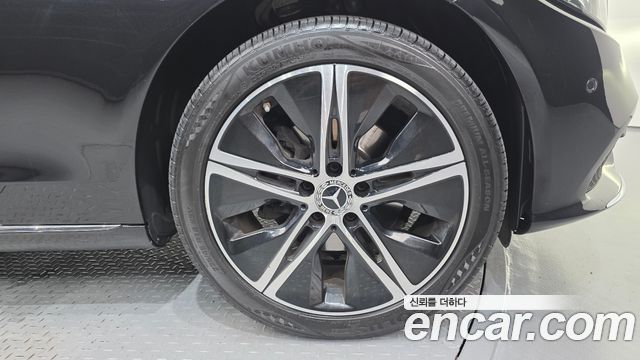 Mercedes-Benz C-Class (W205) C220 d 4MATIC Exclusive 2019 — фото 21