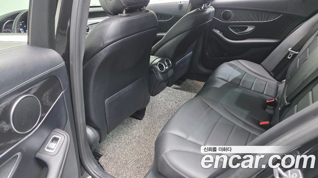 Mercedes-Benz C-Class (W205) C220 d 4MATIC Exclusive 2019 — фото 26