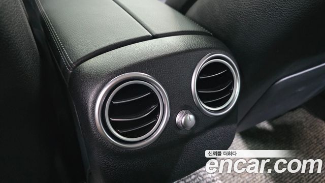 Mercedes-Benz C-Class (W205) C220 d 4MATIC Exclusive 2019 — фото 29