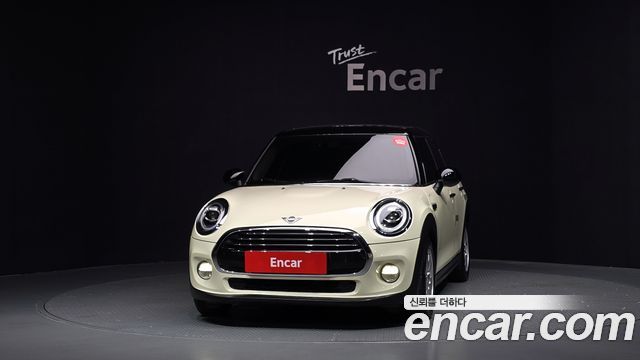 MINI Cooper 5Door Standard 3rd 2019 — фото 3