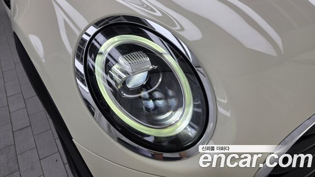 MINI Cooper 5Door Standard 3rd 2019 — фото 22