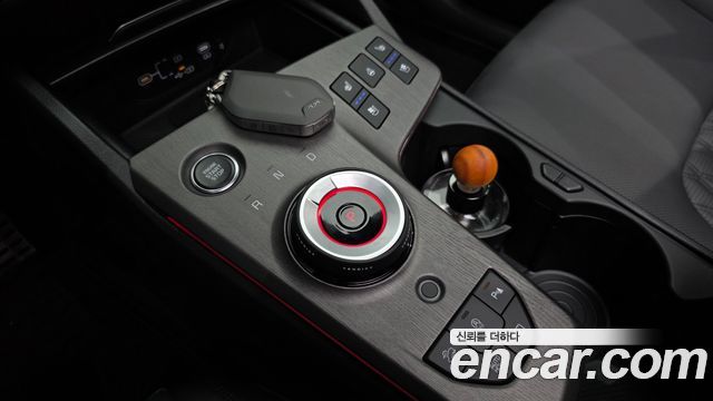 Kia Sportage (V) Gasoline 1.6 Turbo 2WD Signature X Line 2026 — фото 9