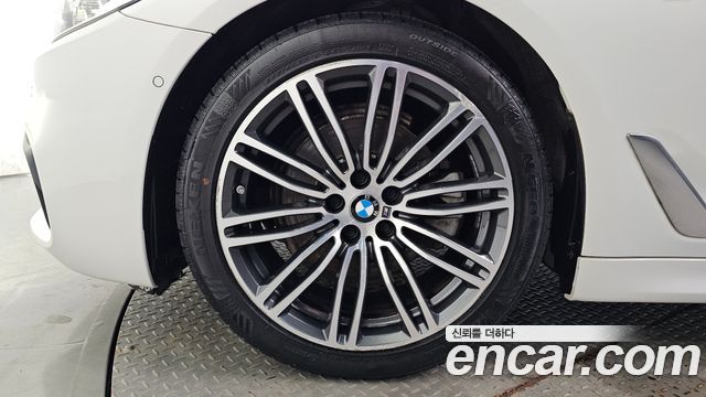 BMW 5 Series (G30) 520d M Sport Package Plus 2020 — фото 5