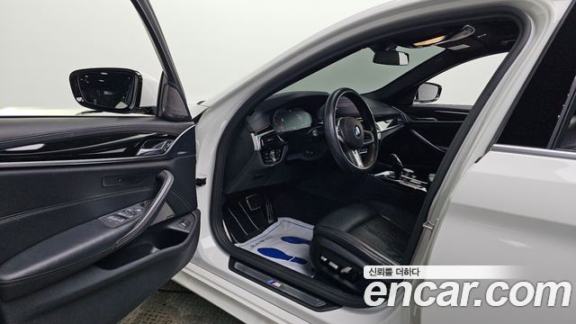 BMW 5 Series (G30) 520d M Sport Package Plus 2020 — фото 10