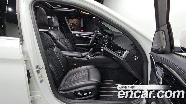 BMW 5 Series (G30) 520d M Sport Package Plus 2020 — фото 12