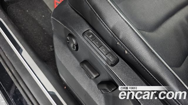 Volkswagen Tiguan (II) 2.0 TDI Premium 2020 — фото 13