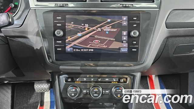 Volkswagen Tiguan (II) 2.0 TDI Premium 2020 — фото 16