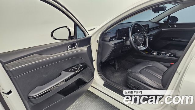 Kia K5 (III) 1.6 Turbo Noblesse 2024 — фото 10