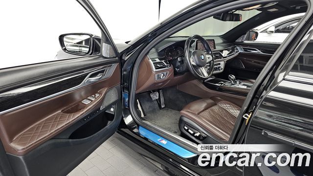 BMW 7 Series (G11) 740Li xDrive M Sport Package 2020 — фото 10
