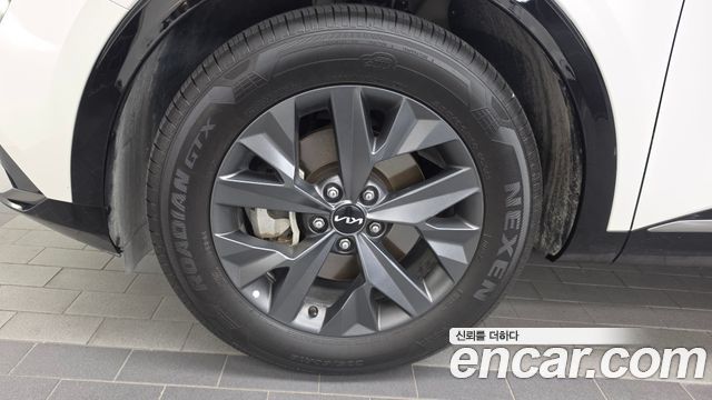 Kia Sportage (V) Diesel 2.0 2WD Nobleless 2024 — фото 5