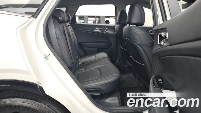 Kia Sportage (V) Diesel 2.0 2WD Nobleless 2024 — фото 12