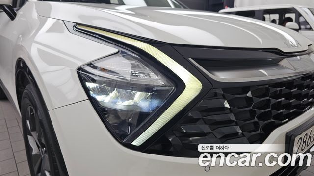Kia Sportage (V) Diesel 2.0 2WD Nobleless 2024 — фото 22
