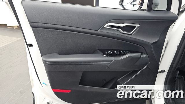 Kia Sportage (V) Diesel 2.0 2WD Nobleless 2024 — фото 24