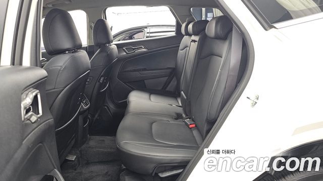 Kia Sportage (V) Diesel 2.0 2WD Nobleless 2024 — фото 26