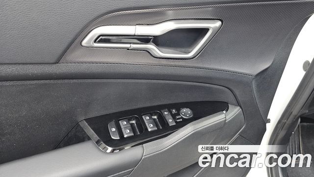 Kia Sportage (V) Diesel 2.0 2WD Nobleless 2024 — фото 29