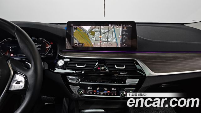 BMW 6 Series GT (G32) 620d Luxury 2023 — фото 16