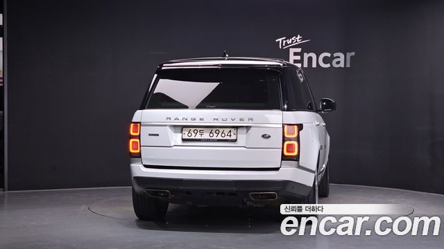 Land Rover Range Rover (IV) 4.4 SDV8 AB DIESEL 2018 — фото 4