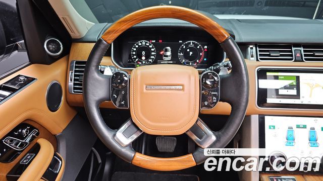Land Rover Range Rover (IV) 4.4 SDV8 AB DIESEL 2018 — фото 12