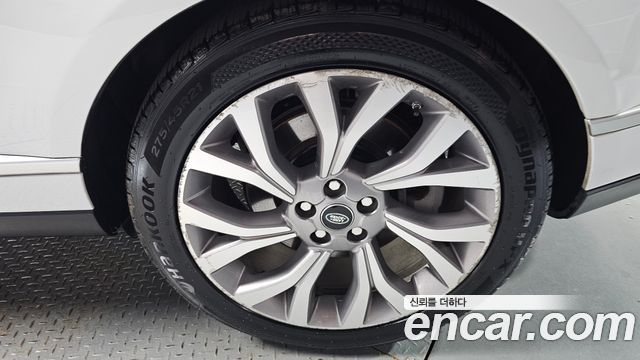 Land Rover Range Rover (IV) 4.4 SDV8 AB DIESEL 2018 — фото 21