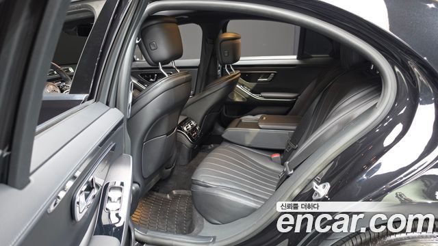 Mercedes-Benz S-Class (W223) S350 d 2022 — фото 11