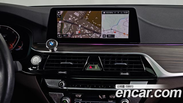 BMW 5 Series (G30) 520d M Sport Package Plus 2020 — фото 14