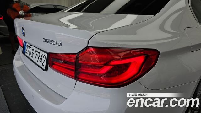 BMW 5 Series (G30) 520d M Sport Package Plus 2020 — фото 23