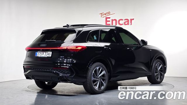 Audi Q5 (80A) 45 TFSI Quattro S line 2025 — фото 2
