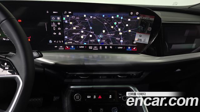 Audi Q5 (80A) 45 TFSI Quattro S line 2025 — фото 12