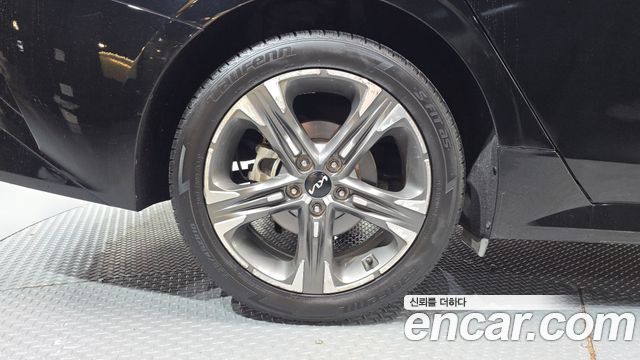 Kia K5 (III) 1.6 Turbo Prestige 2022 — фото 5