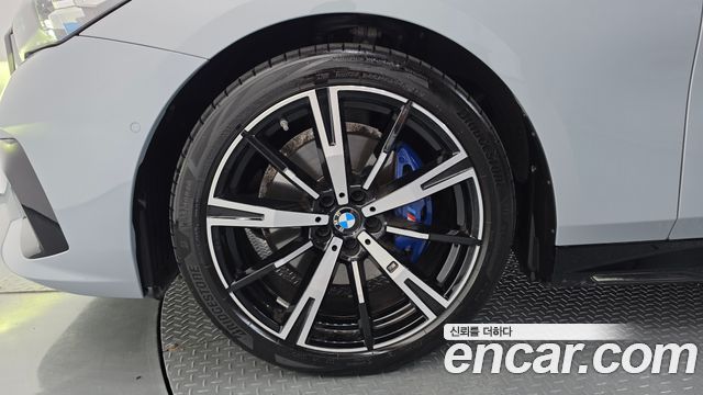 BMW 5 Series (G60) 530i xDrive M Sport 2025 — фото 5