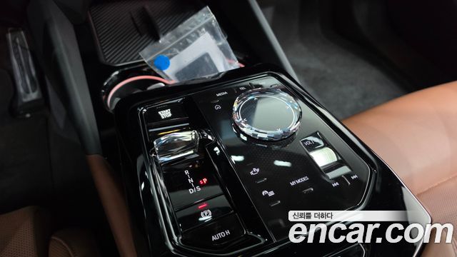 BMW 5 Series (G60) 530i xDrive M Sport 2025 — фото 9
