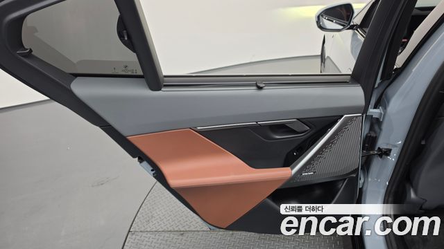BMW 5 Series (G60) 530i xDrive M Sport 2025 — фото 31