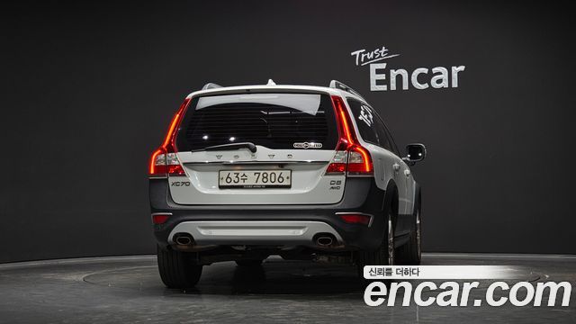 Volvo XC70 D5 3rd 2015 — фото 4