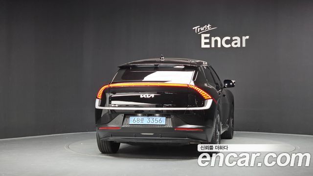 Kia EV6 Long Range 4WD Air 2022 — фото 4
