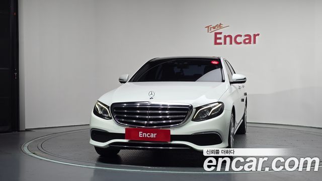 Mercedes-Benz E-Class (W213) E300 4MATIC Exclusive 2019 — фото 3