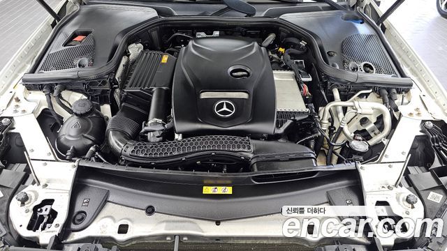 Mercedes-Benz E-Class (W213) E300 4MATIC Exclusive 2019 — фото 6