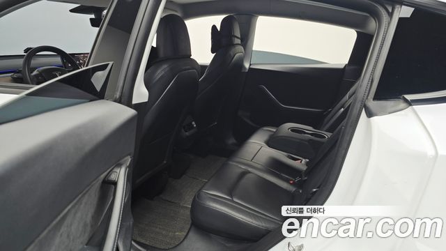 Tesla Model Y Standard Range RWD 2021 — фото 16
