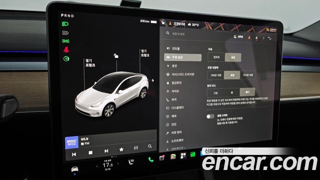 Tesla Model Y Standard Range RWD 2021 — фото 19