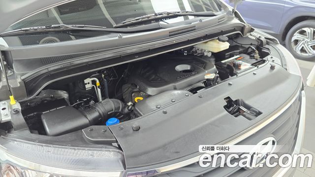 Hyundai Grand Starex Van 3-Seater Smart 2021 — фото 6