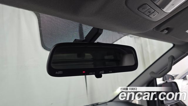 Hyundai Grand Starex Van 3-Seater Smart 2021 — фото 16