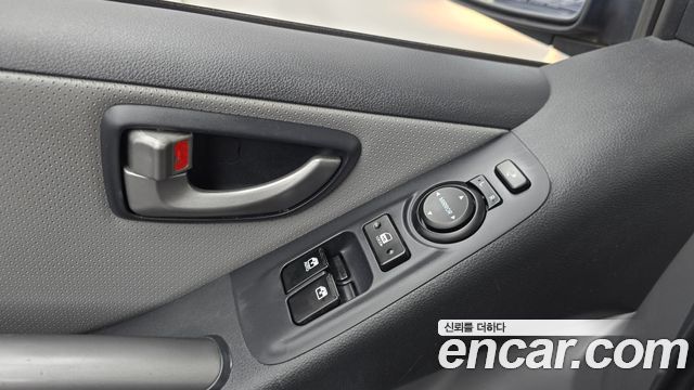 Hyundai Grand Starex Van 3-Seater Smart 2021 — фото 18