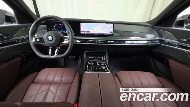 BMW 7 Series (G70) 740i xDrive M Sport Limited 2026 — фото 7