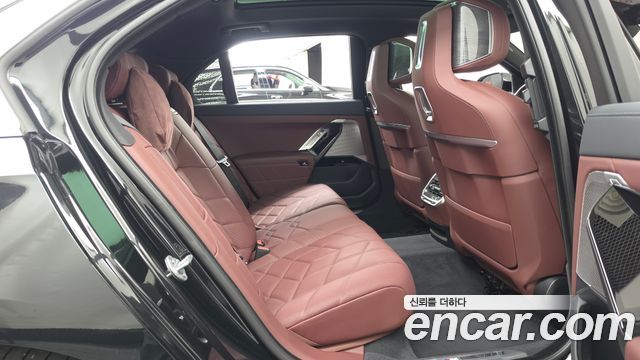 BMW 7 Series (G70) 740i xDrive M Sport Limited 2026 — фото 12