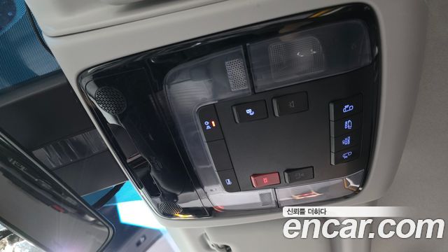 Hyundai Staria L3.5  Kinder Safety Car 11-Seater 2025 — фото 32