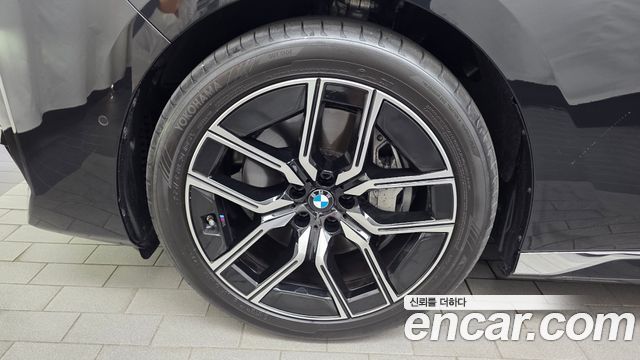 BMW 7 Series (G70) 740i xDrive M Sport 2026 — фото 5