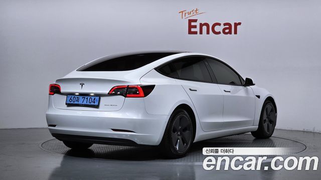 Tesla Model 3 Long Range AWD 2021 — фото 2