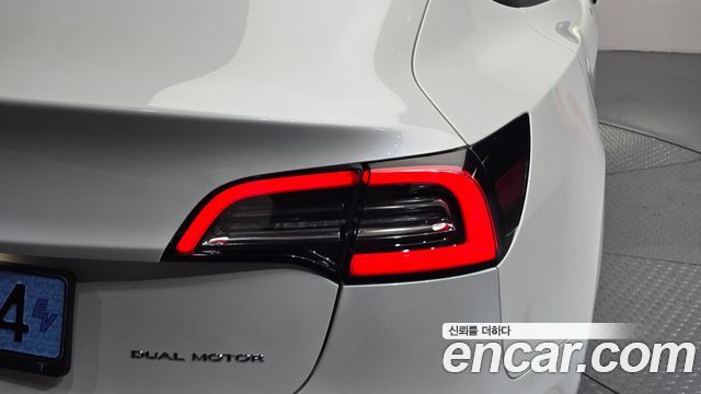 Tesla Model 3 Long Range AWD 2021 — фото 29