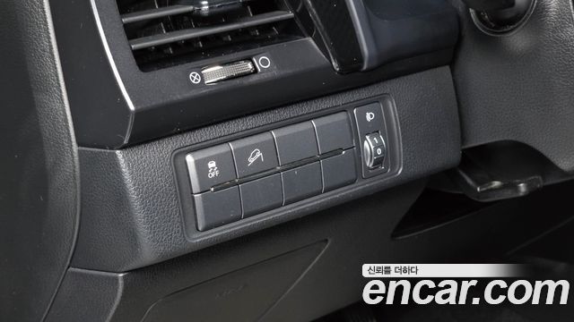 KG Mobility (SsangYong) Rexton Sports Khan Diesel 2.2 4WD Prestige Special (5-Link) 2020 — фото 15