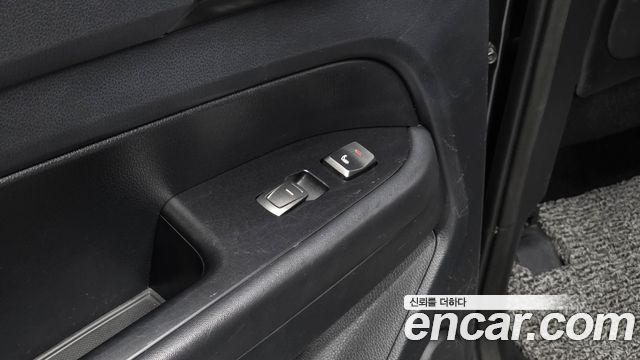 KG Mobility (SsangYong) Rexton Sports Khan Diesel 2.2 4WD Prestige Special (5-Link) 2020 — фото 17