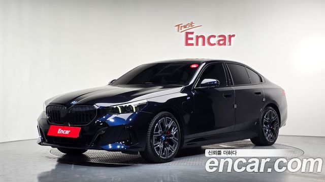 BMW 5 Series (G60) 530e M Sport Pro 2024 — фото 1